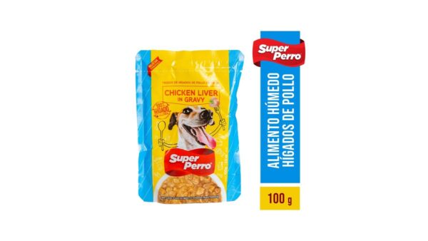 Super perro sobre higado de pollo