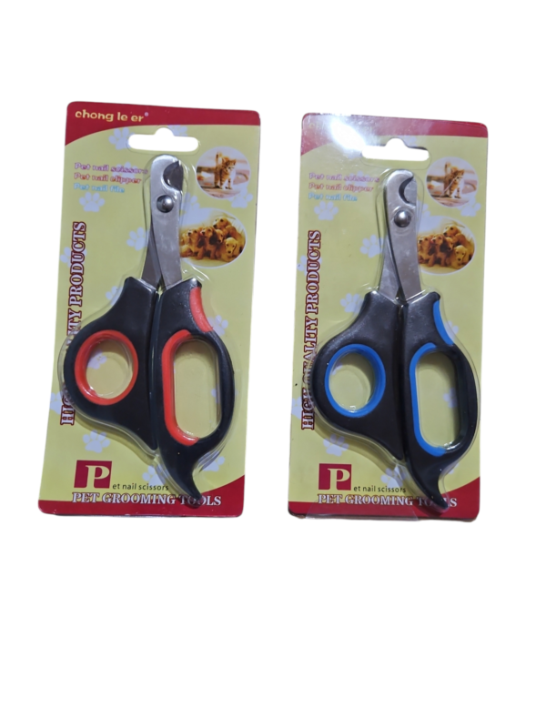 Corta uñas de tijera